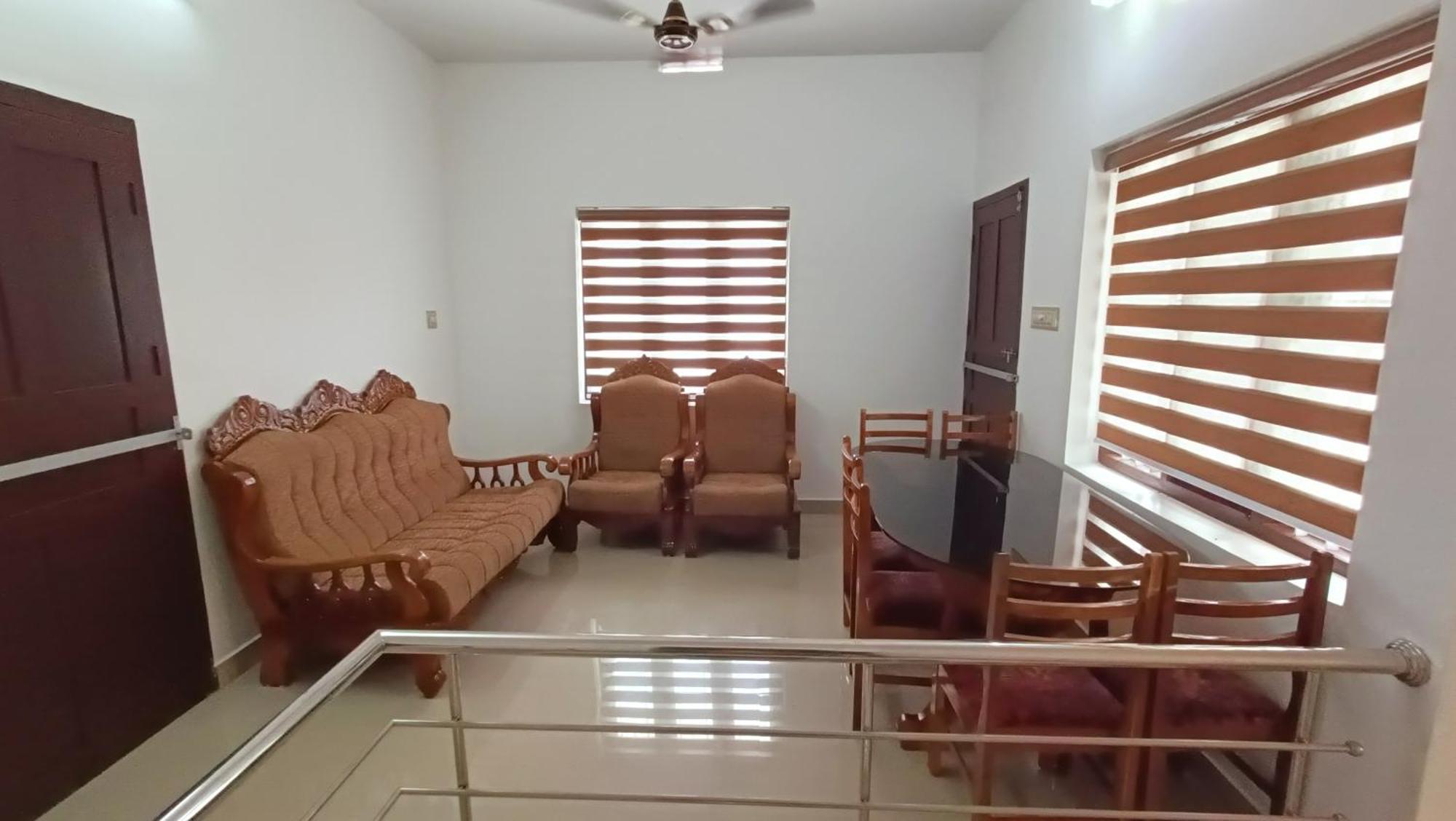 Mom'S Villa Nedumbassery Exterior foto